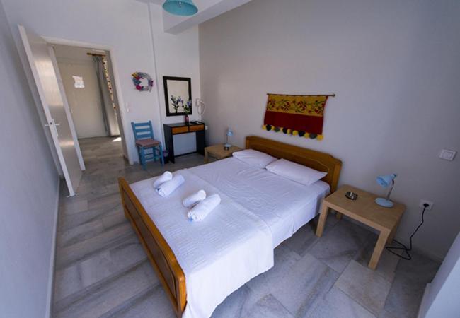 Katapola Vekris Apartments Экстерьер фото